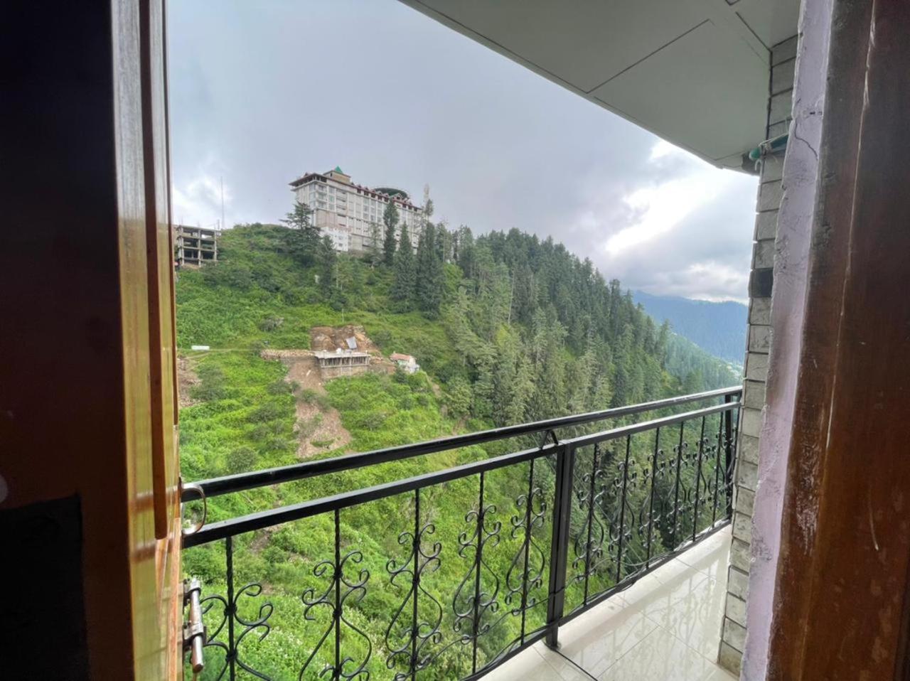 Hotel Snowflake Narkanda Phòng bức ảnh
